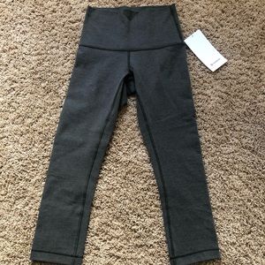 NWT lululemon wunder unders